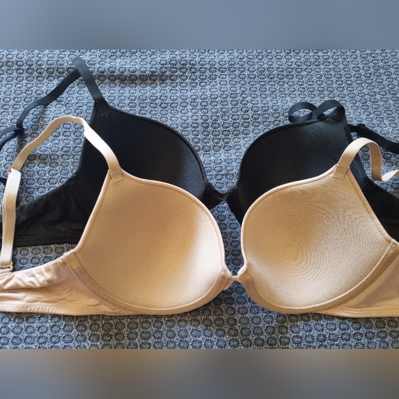 Calvin Klein Bras - Picture 2 of 3